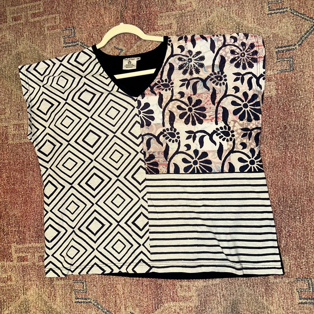 Dignity not charity boxy patchwork v neck top 100 % cotton print plus size 1X